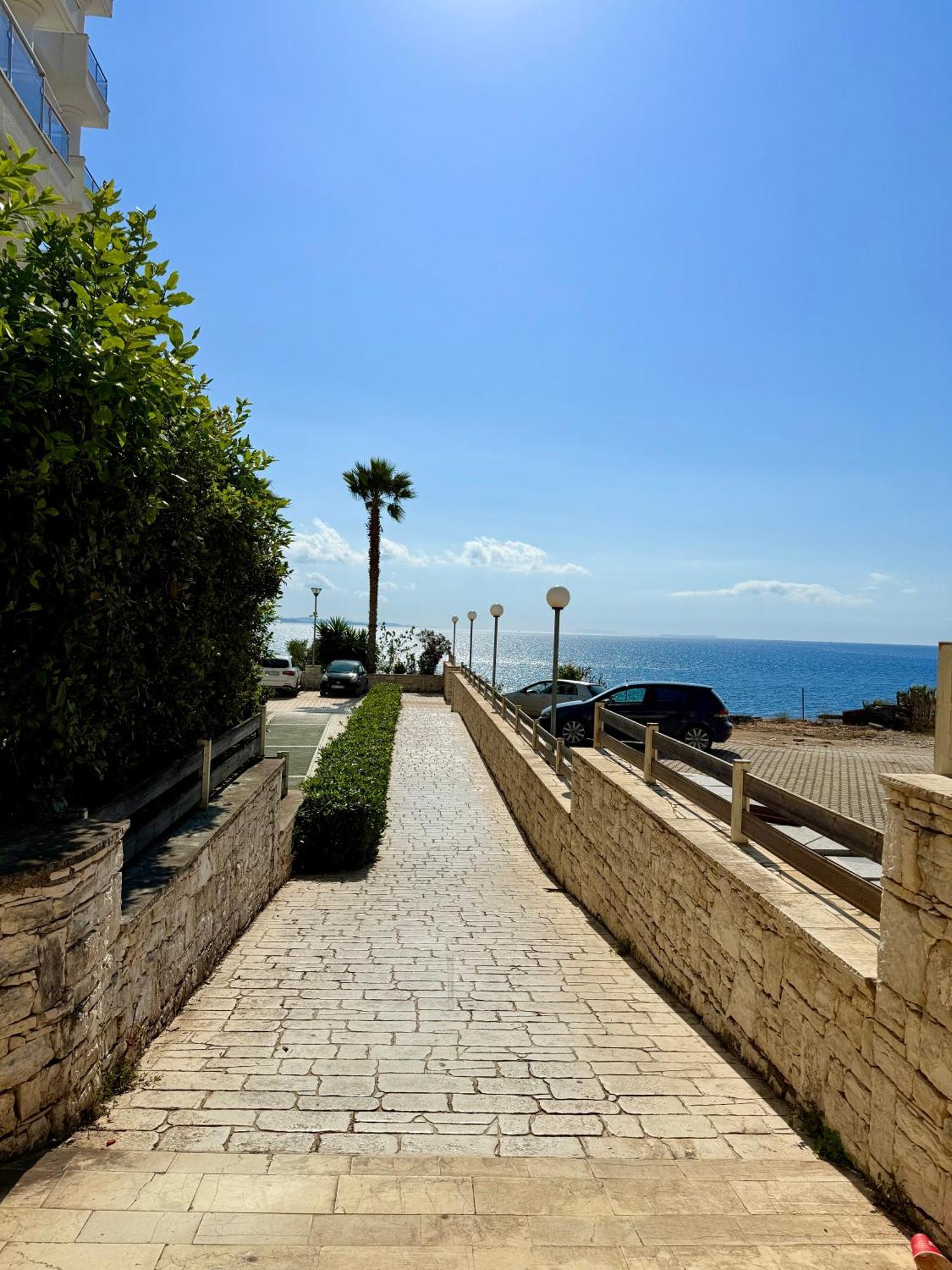 Limani Deluxe * Sarande